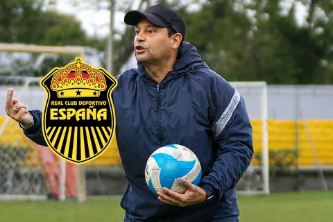 Jeaustin Campos recibe la noticia más esperada tras decidir quedarse en Honduras con Real España