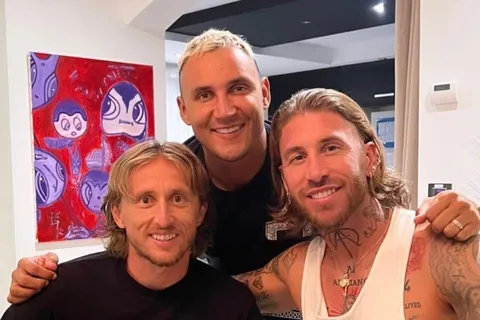 ¡Leyendas del Real Madrid! Keylor Navas recibe visita especial en París