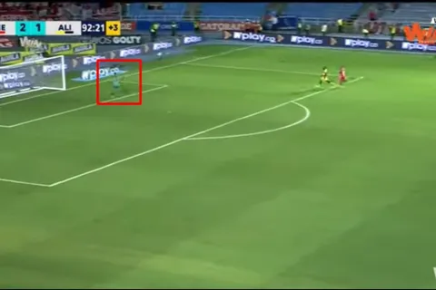 Ricardo Jerez concedió gol infantil y su equipo perdió 3-1 en la liguilla colombiana