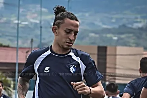 Byron Bonilla se convertiría en nuevo jugador de Comunicaciones
