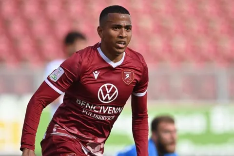 Rigoberto Rivas es buscado por un club de la Serie A
