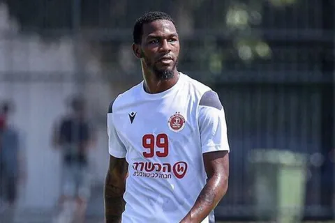 Omar Browne deja Europa y vuelve a Panamá