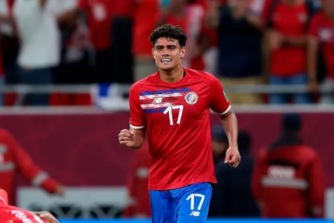 La millonaria oferta que rechazó Yeltsin Tejeda para volver al exterior