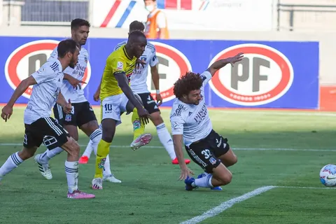 Colo-Colo desciende al equipo de Cecilio Waterman