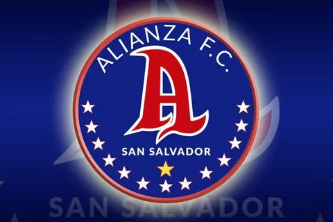 Alianza cambiará de escudo y pide consejos a su afición