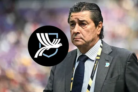 Figura de Guatemala se baja de la Selección en medio de las Eliminatorias y deja sin palabras a Luis Fernando Tena: "Ya no estoy para eso"