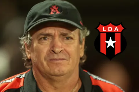 "Acaban de robar": Machillo Ramírez enfrenta la acusación que sacude a Alajuelense en la antesala de las semifinales