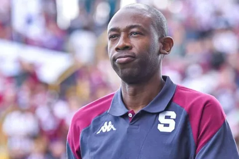 Paulo Wanchope como DT de Saprissa.