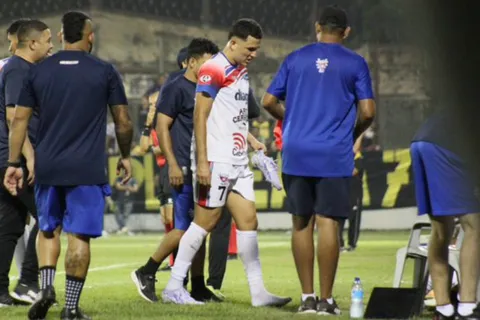 Styven Vásquez cuenta el calvario que vivió tras quedar fuera de la Selección de El Salvador