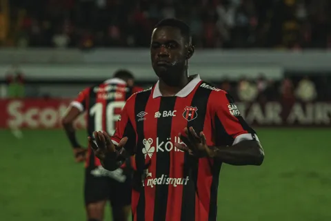 Joel Campbell reaparece en redes tras el título de Saprissa vs. Alajuelense: qué dijo sobre su pasado