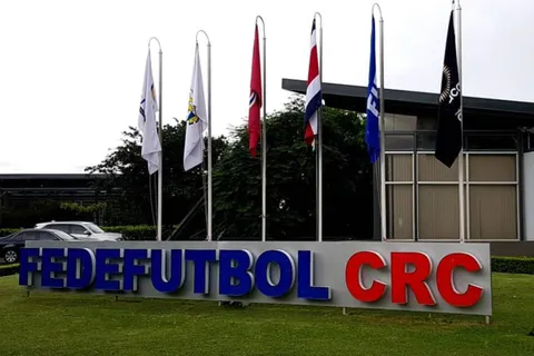 Costa Rica encontró al entrenador que tanto necesitaba