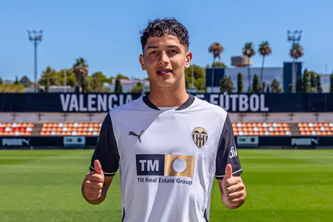 Definido: la noticia que recibió Warren Madrigal al regresar a Valencia