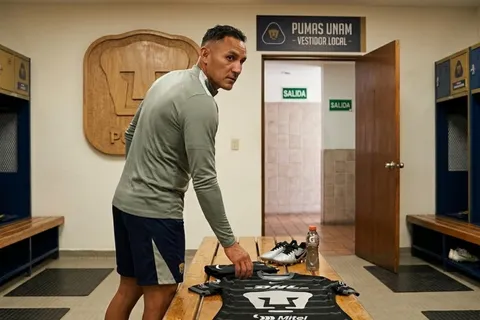 Keylor Navas dejaría Pumas y se iría al club de sus sueños.