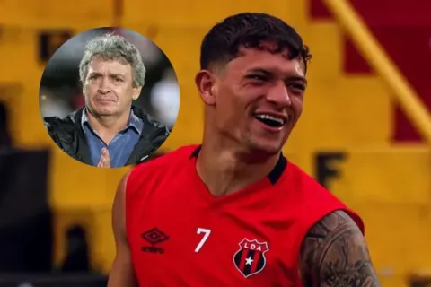 El mensaje de Anthony Hernández que sorprende a Alajuelense: ¿Indirecta para el Machillo Ramírez?