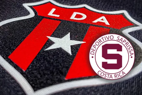 Salió de Alajuelense y negociaba con Saprissa, pero revolucionó el mercado con su fichaje: "Dejé pasar muchos contratos"