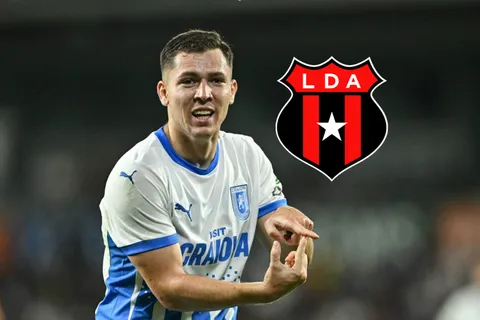 Alajuelense lo aplaude: en Europa confirman el gran salto de Carlos Mora mientras pelea por el título