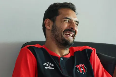 Celso Borges dijo algo impensado y puso en alerta a Alajuelense