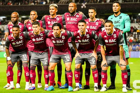 "Sabemos cómo está el camerino": los referentes de Saprissa fueron contundentes con Jefferson Brenes