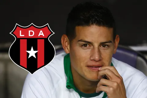 James Rodríguez con el León.