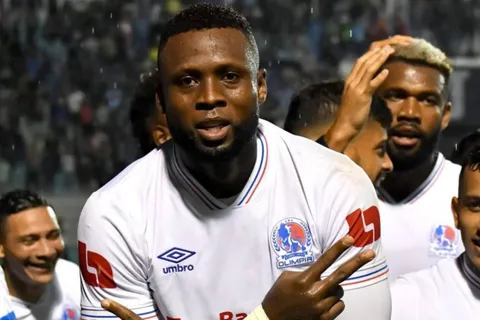 "Y si saca un puñal o una pistola": Yustin Arboleda arremete de la peor forma por el último incidente en Olimpia