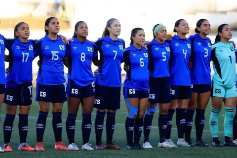 Selección Femenina de El Salvador consigue goleada histórica que la hace soñar con el Mundial