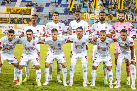 Fichaje de élite: Olimpia recibe la respuesta final a su interés por un reconocido goleador de Centroamérica