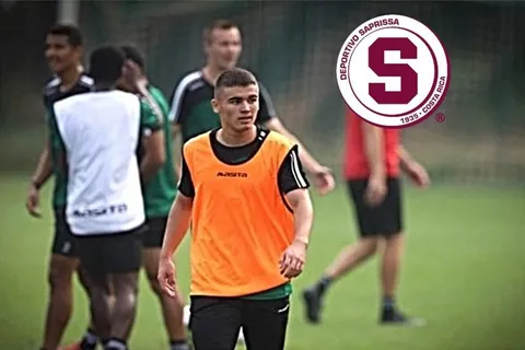 Manfred Ugalde no es olvidado por los aficionados del Deportivo Saprissa