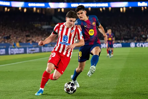 Atlético de Madrid fija postura sobre Julián Álvarez: no negociará con Barcelona y Arsenal sigue como opción
