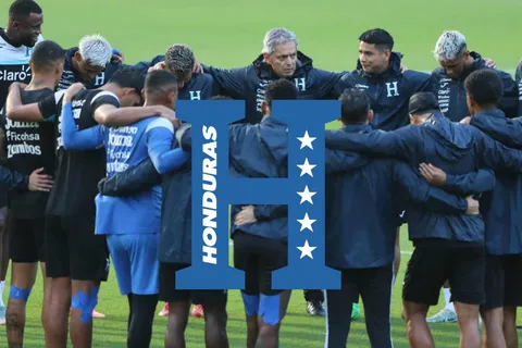 "Nos llevará al Mundial": Reinaldo Rueda recibe el pedido que enloquece a Honduras mientras se juega la clasificación