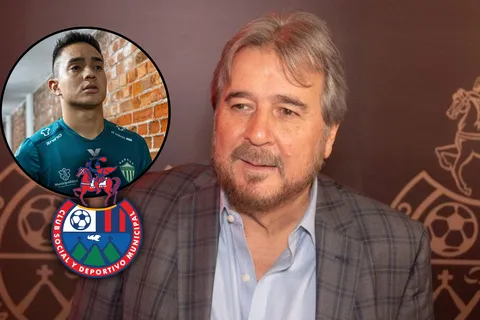 Ni en Municipal lo vieron venir: Gerardo Villa le lanzó a Óscar Santis el dardo más doloroso sobre el Mundial 2026