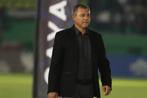Preocupación en Guatemala: esto se sabe sobre la salud de Mauricio Tapia tras su desmayo en el partido de Antigua vs. Cobán