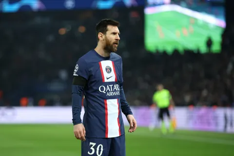 Oficial: Lionel Messi es suspendido por el PSG