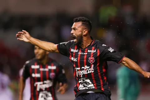 Oficial: Giancarlo González afina detalles para firmar con su nuevo club en Centroamérica