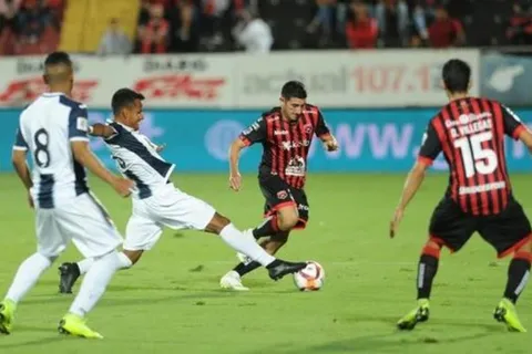 Futbolista de Alajuelense confiesa que se quiere ir de Costa Rica