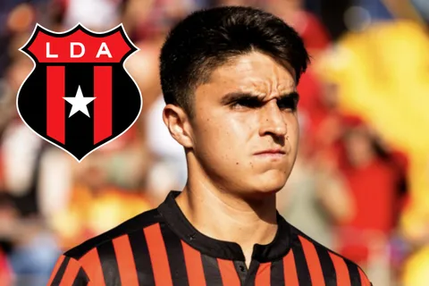 Santiago van der Putten fue operado de la rodilla y los médicos dieron la noticia que nadie esperaba en Alajuelense