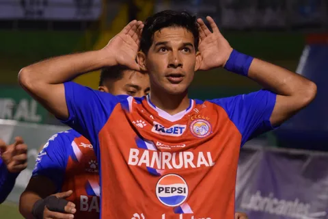 Cómo quedó la tabla de posiciones del Clausura 2026 y la Acumulada tras el empate de Municipal y la derrota de Comunicaciones