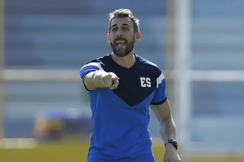 Se viene un bombazo: La Selección de El Salvador prepara cambios drásticos