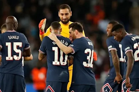 Junto a Lionel Messi, PSG de Keylor Navas informó a 4 futbolistas afectados por el COVID-19