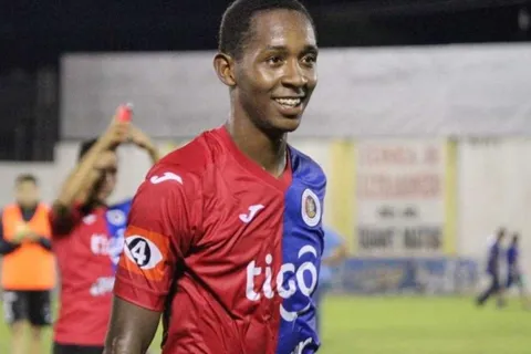 Brayan Gil: "Si desde Colombia me llaman antes, me lanzaría de ese lado"