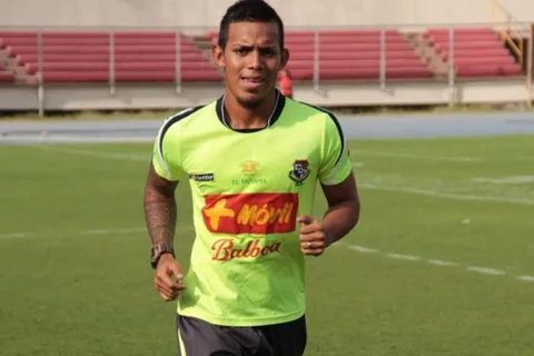 Oficial: Darwin Pinzón vuelve a ser libre y ficha por Veraguas United
