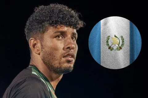Mientras negocia con un grande de Costa Rica, Johan Venegas escucha una oferta desde Guatemala que cambia su futuro