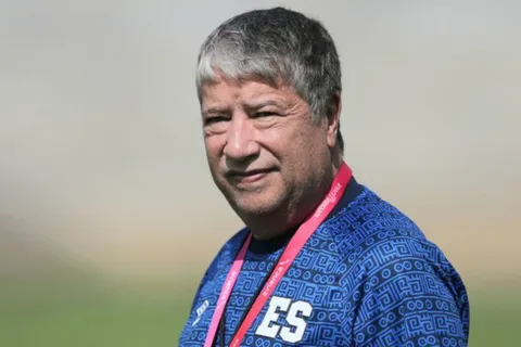El Bolillo Gómez hace importante exigencia a la Fesfut para la Eliminatoria Mundialista