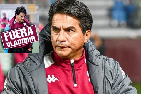 ¿El fin para Vladimir Quesada? Aficionados del Saprissa lanzan duras críticas