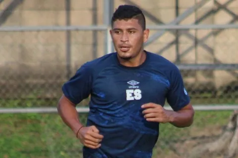 FAS confirma el regreso de Roberto Domínguez