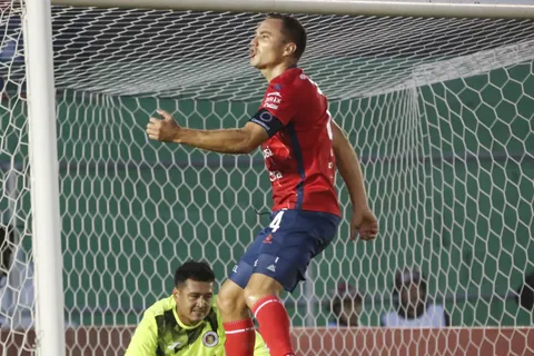 Kenner Gutiérrez regresará al fútbol de Costa Rica.