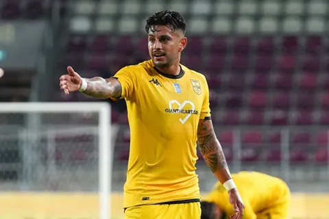 Ronald Matarrita jugó un solo partido en el Aris Salónica. (Foto: Getty Images)
