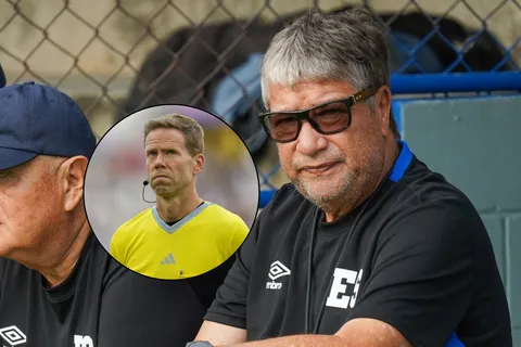 bolillo gomez-el salvador-panama-arbitro