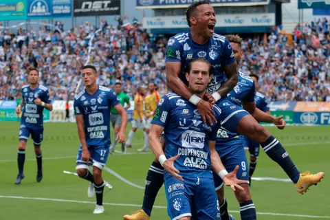 Cartaginés golpeó en la semifinal ante Herediano pero todo se definirá en el Estadio Nacional
