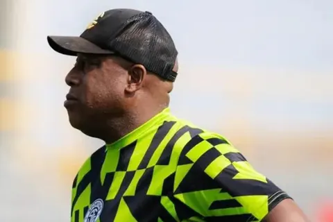"Con gente que sepa de fútbol": Hernán Medford golpeó fuerte a la Unafut