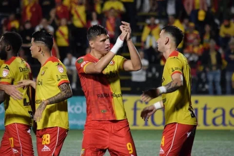 Costa Rica: Herediano sufre una importante baja ante Saprissa